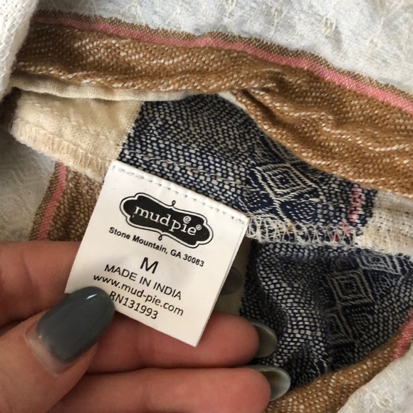 Light weight Mudpie women’s dress, drawstring - Picture 6 of 6